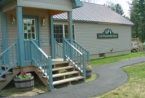 Town of Lake Pleasant Public Library